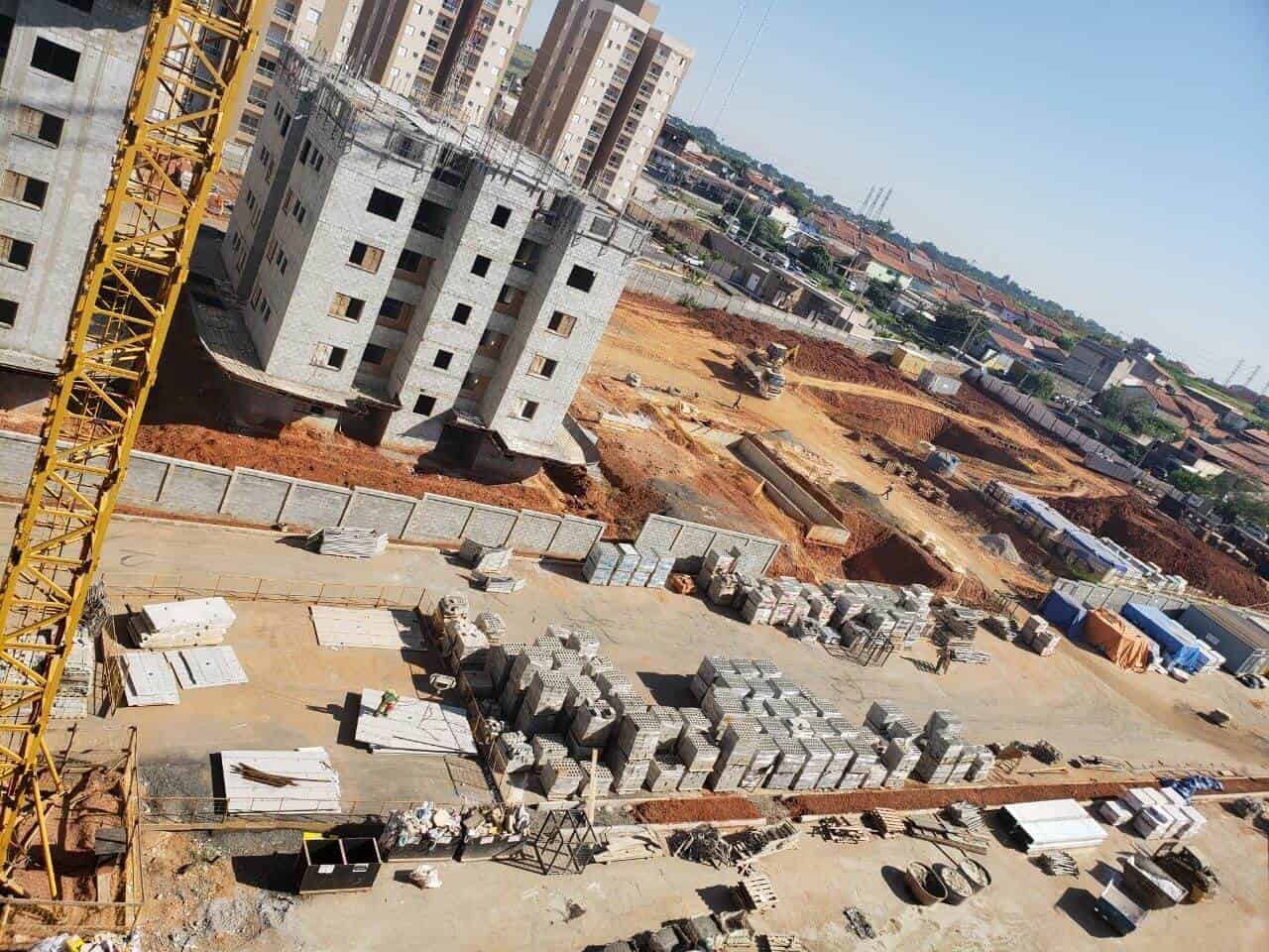 Fechamento de Shaft® em EPS – Obra de construção de prédios em Ribeirão Preto, SP